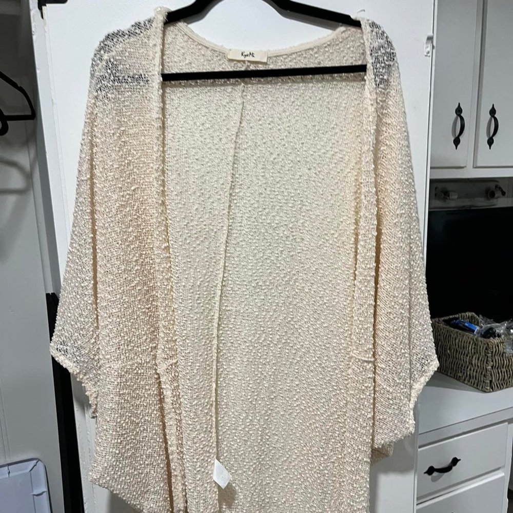 LIGHT WEIGHT CARDIGAN